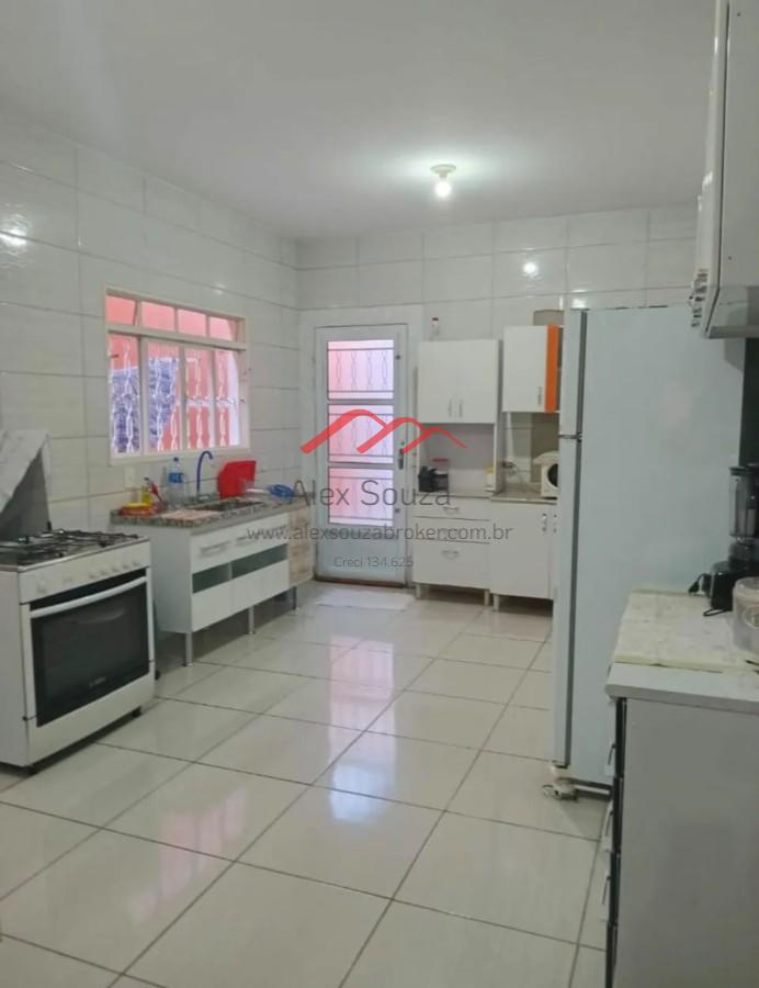 Sobrado, 3 quartos, 200 m² - Foto 1