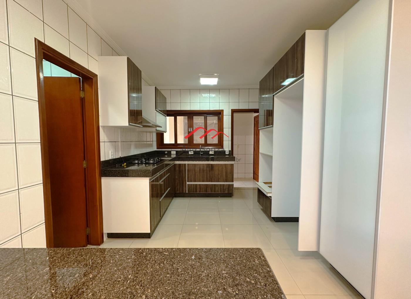Sobrado, 3 quartos, 262 m² - Foto 7