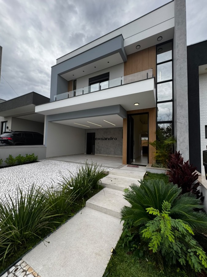 Sobrado, 3 quartos, 207 m² - Foto 1