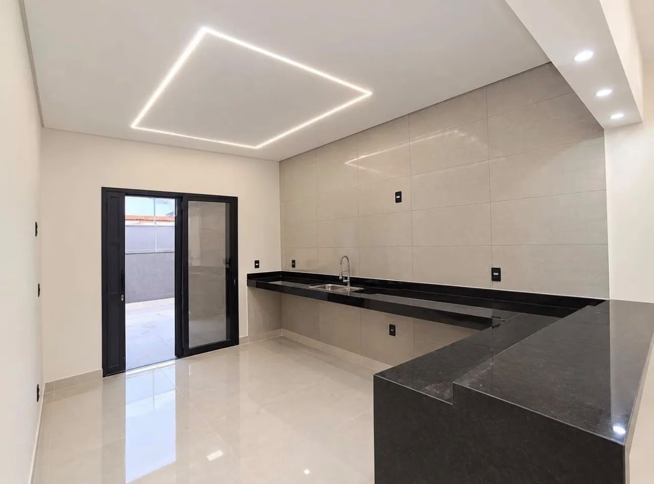 Casa, 3 quartos, 113 m² - Foto 3