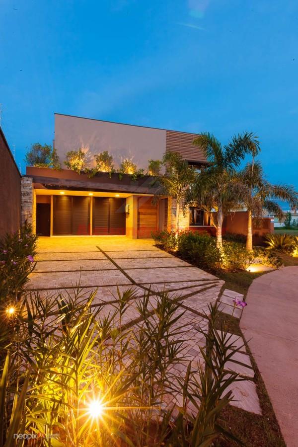Sobrado, 3 quartos, 273 m² - Foto 1