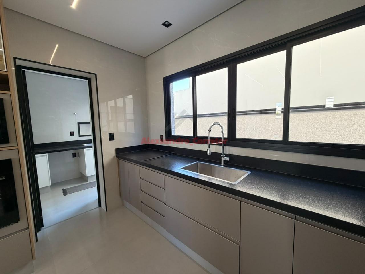Sobrado, 4 quartos, 350 m² - Foto 25